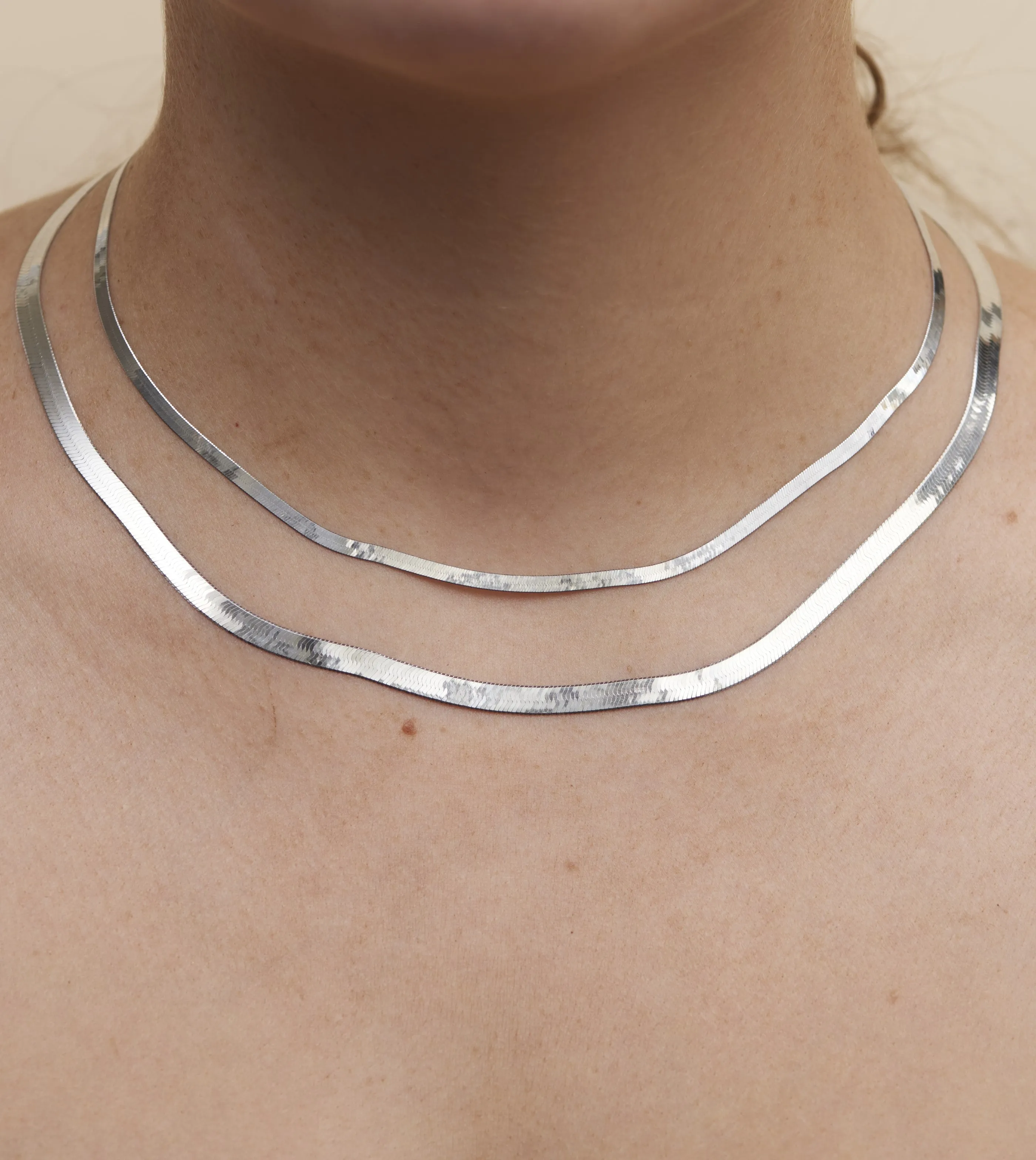 14k White Gold Herringbone Chain Necklace