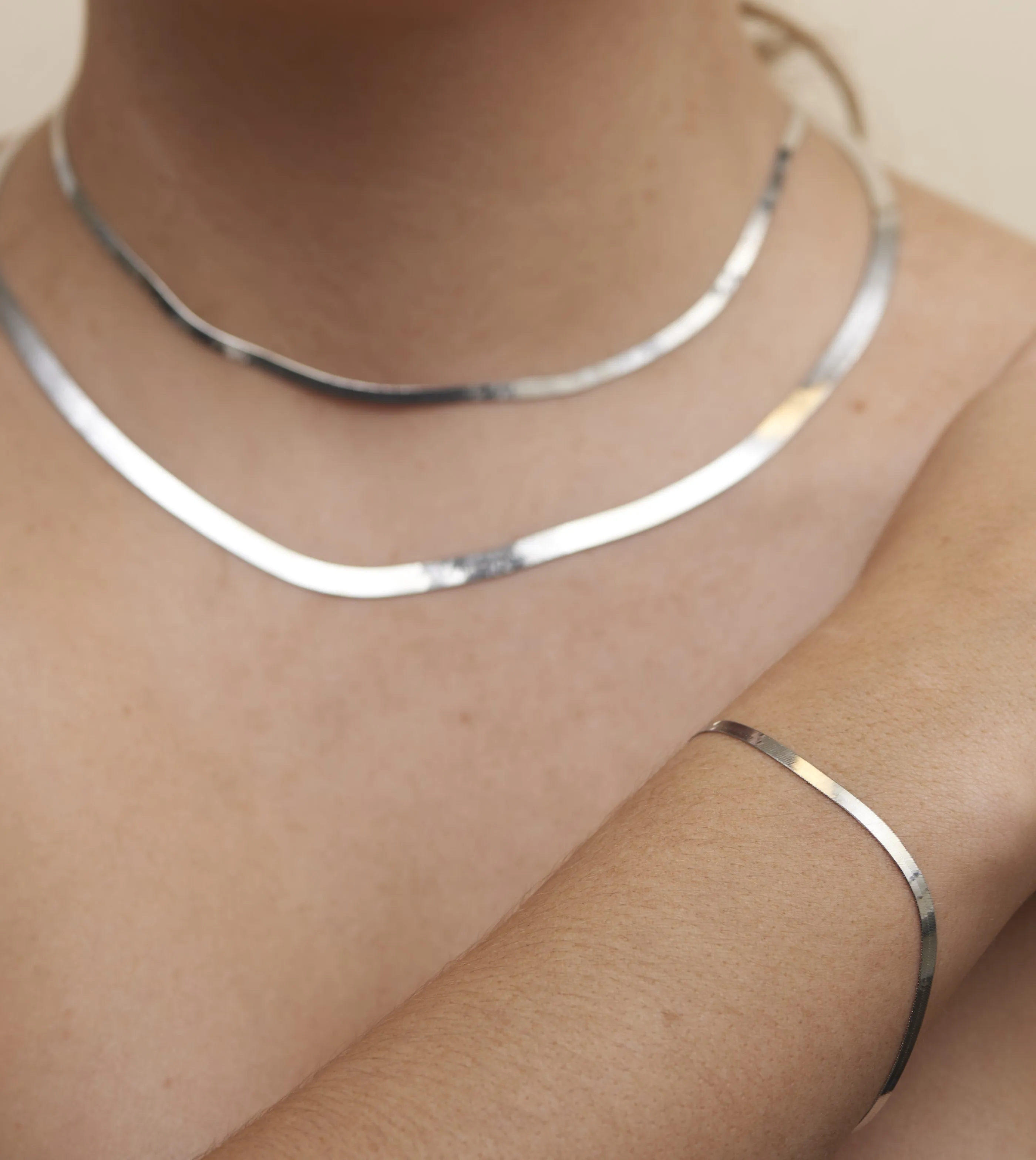 14k White Gold Herringbone Chain Necklace