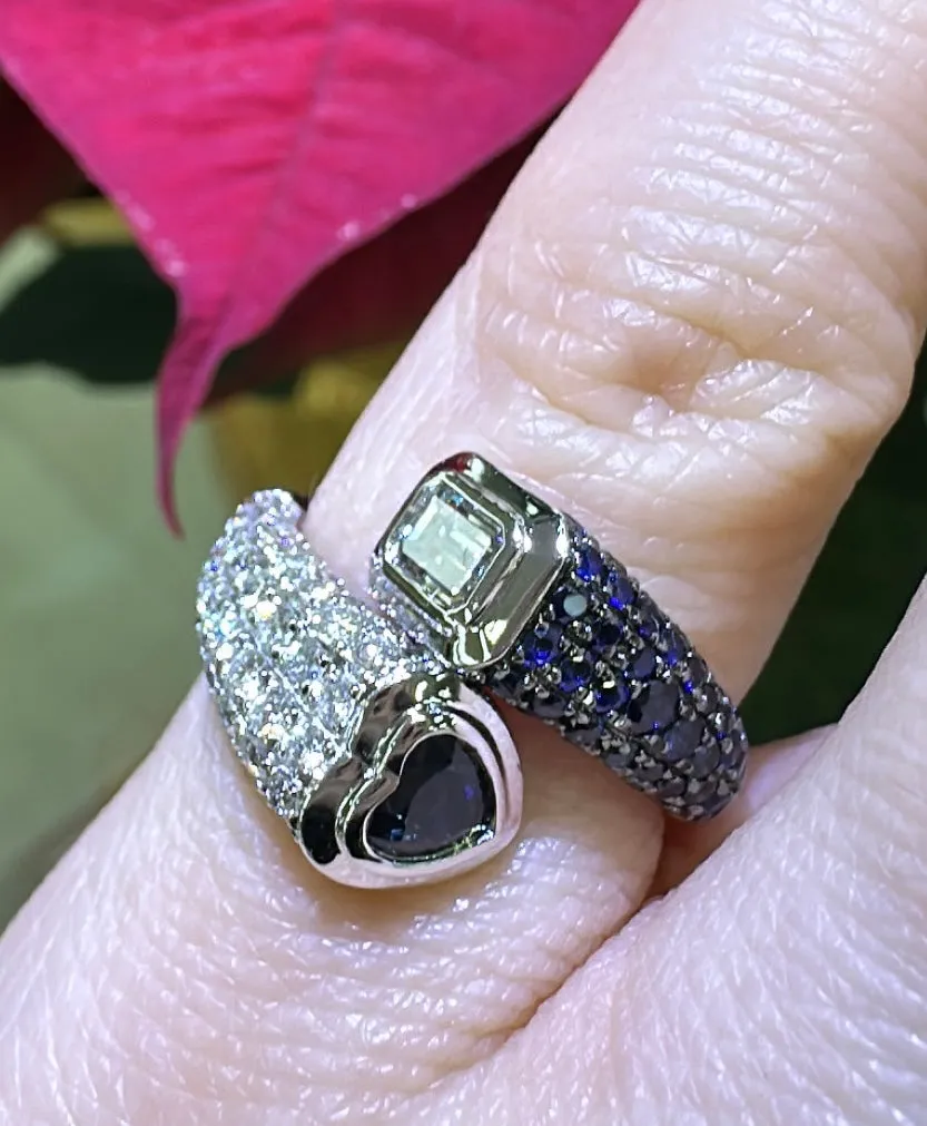 1.60Carat Blue Sapphire Wrap Pinky Emerald And Heart Moi Toi Pave Diamond Ring
