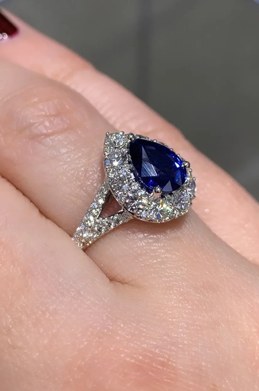 1.78ct tw Diamond Pear Shape Sapphire Ring