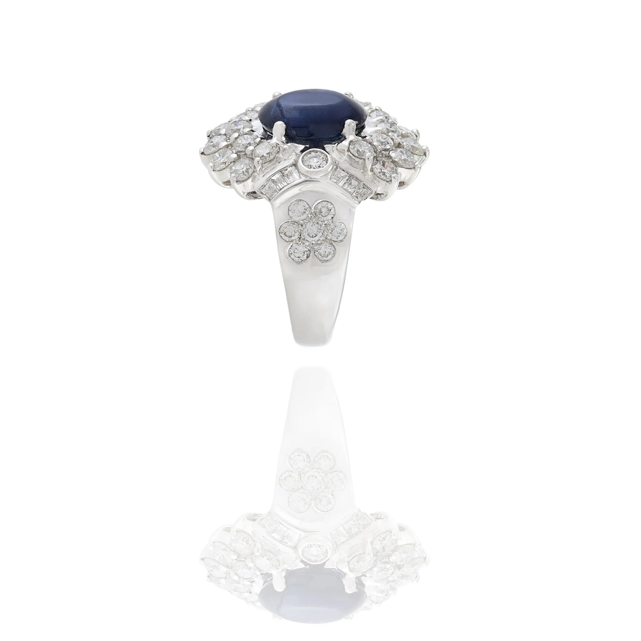 18KT White Gold Blue Sapphire And Diamond Cocktail Ring