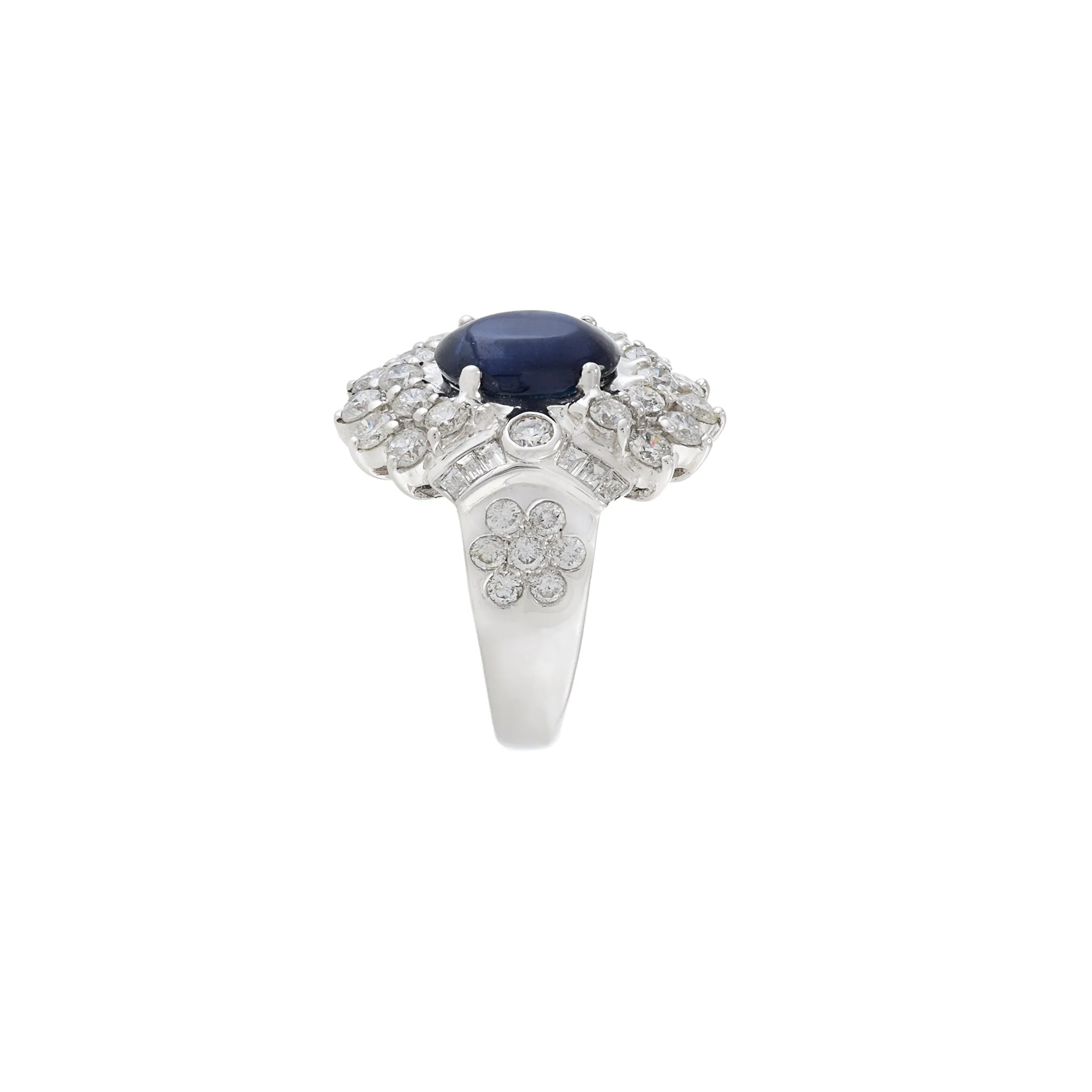 18KT White Gold Blue Sapphire And Diamond Cocktail Ring