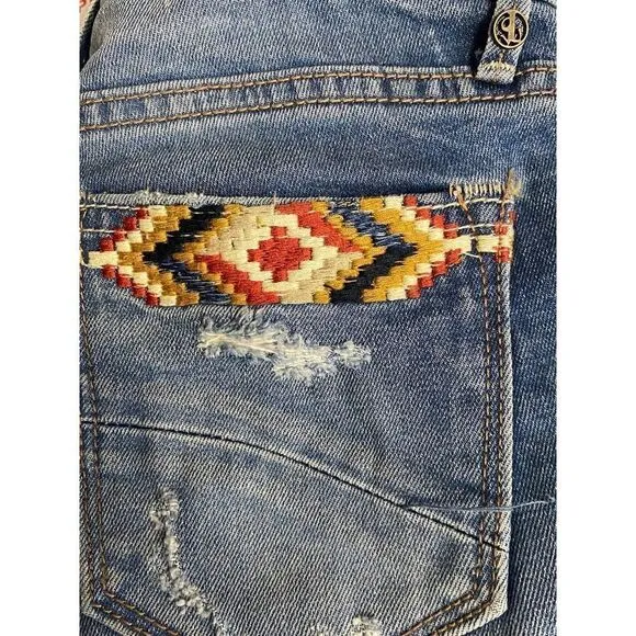 Driftwood Marilyn Aztec Embroidered Distressed Blue Denim Skinny Jeans Size 24