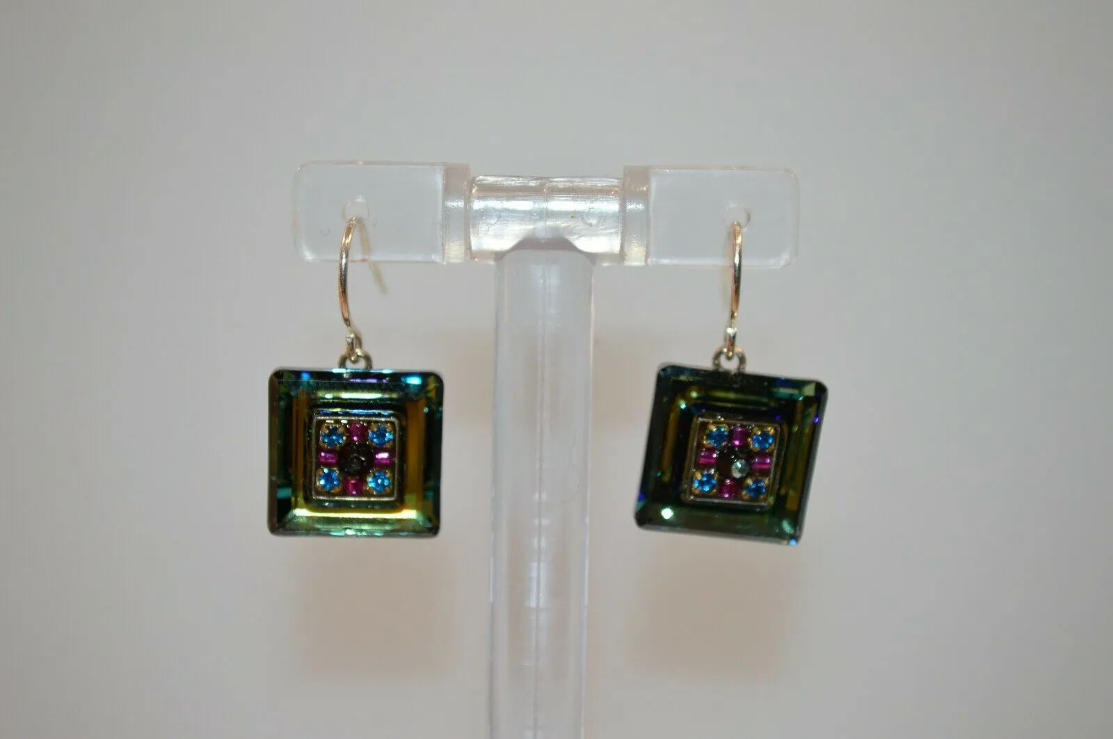 FIREFLY JEWELRY 6633BB EARRING Blue COLOR New Silver Wire
