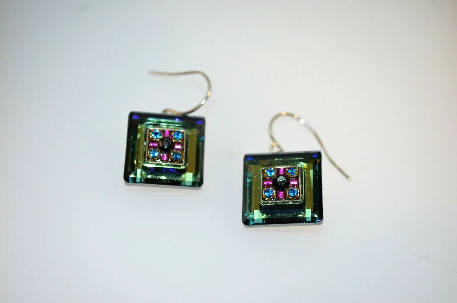 FIREFLY JEWELRY 6633BB EARRING Blue COLOR New Silver Wire