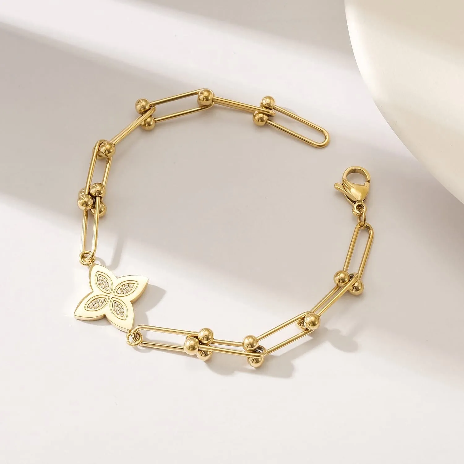Flora Pavé Bracelet