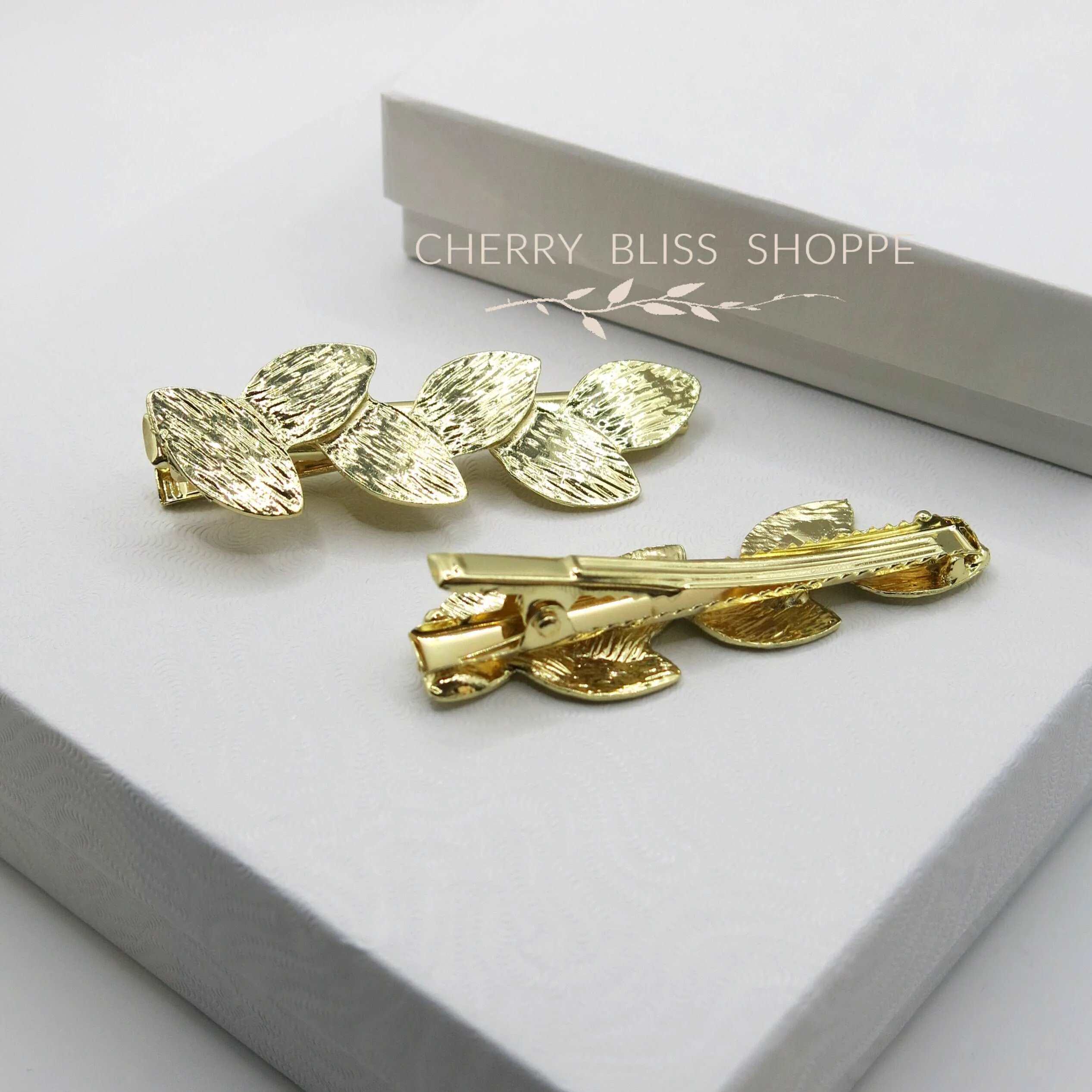 Gold Leaf 2 PC Alligator Hair Clip Set, Roman Leaf Boho Wedding Gold Leaf Small Headpiece Set