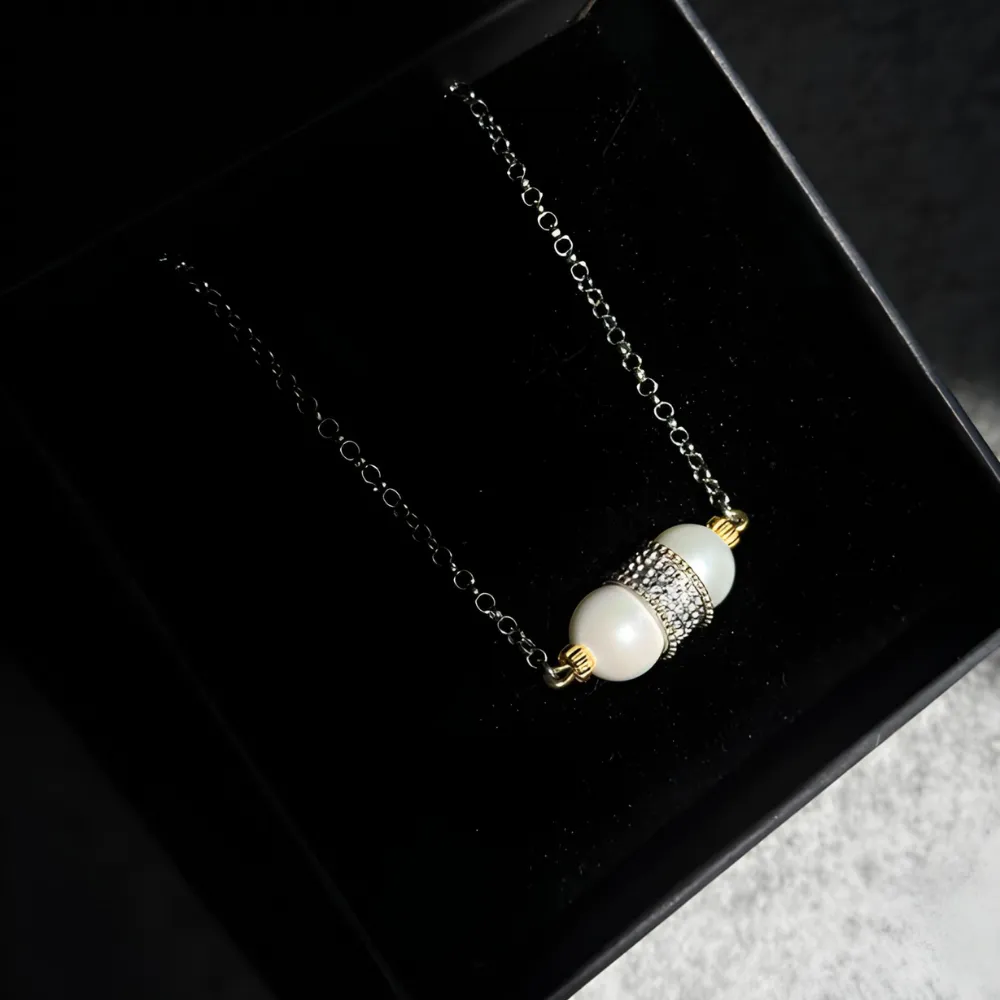 Infini necklace