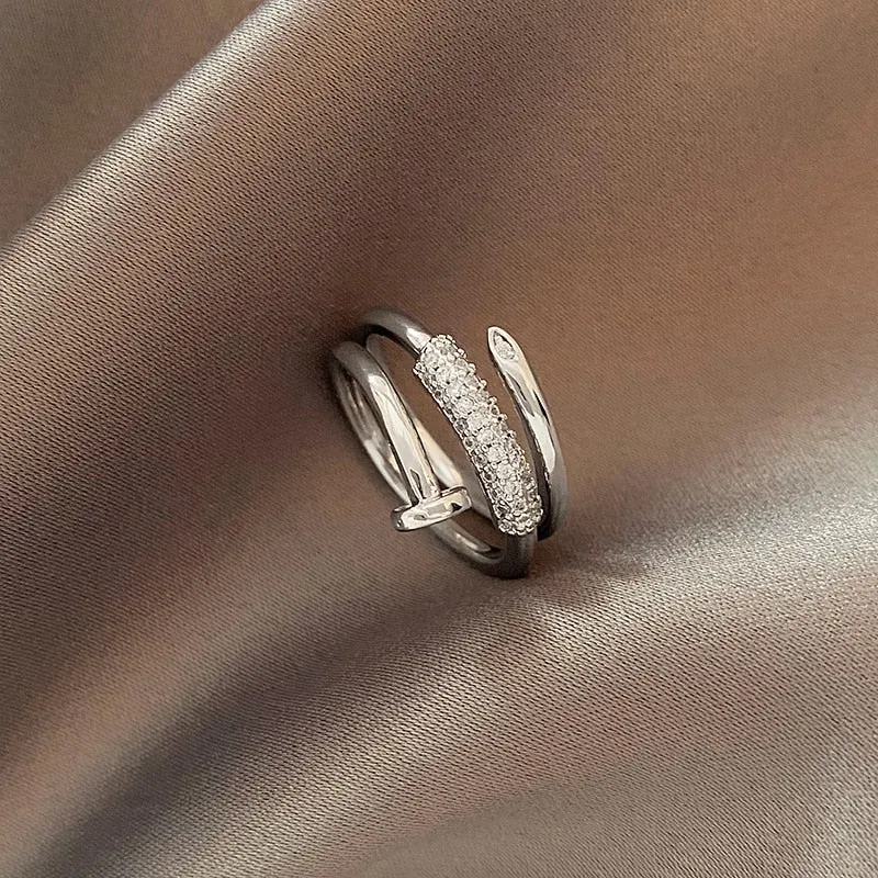 Luxurious Screw Ring 14k Gold For Women Party Jewelry