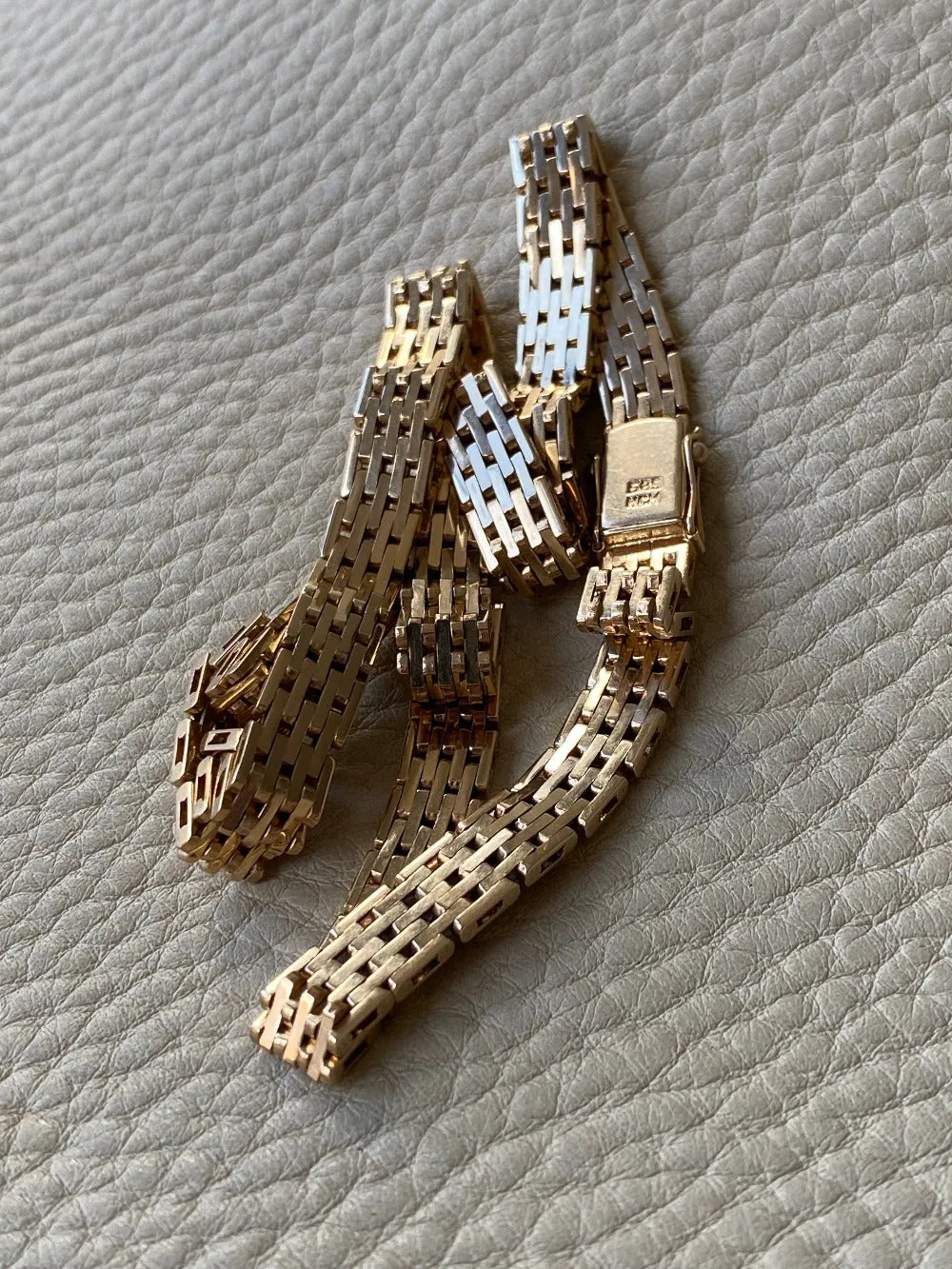 Luxurious solid gold brick link necklace - Danish vintage 14k gold - 49g!