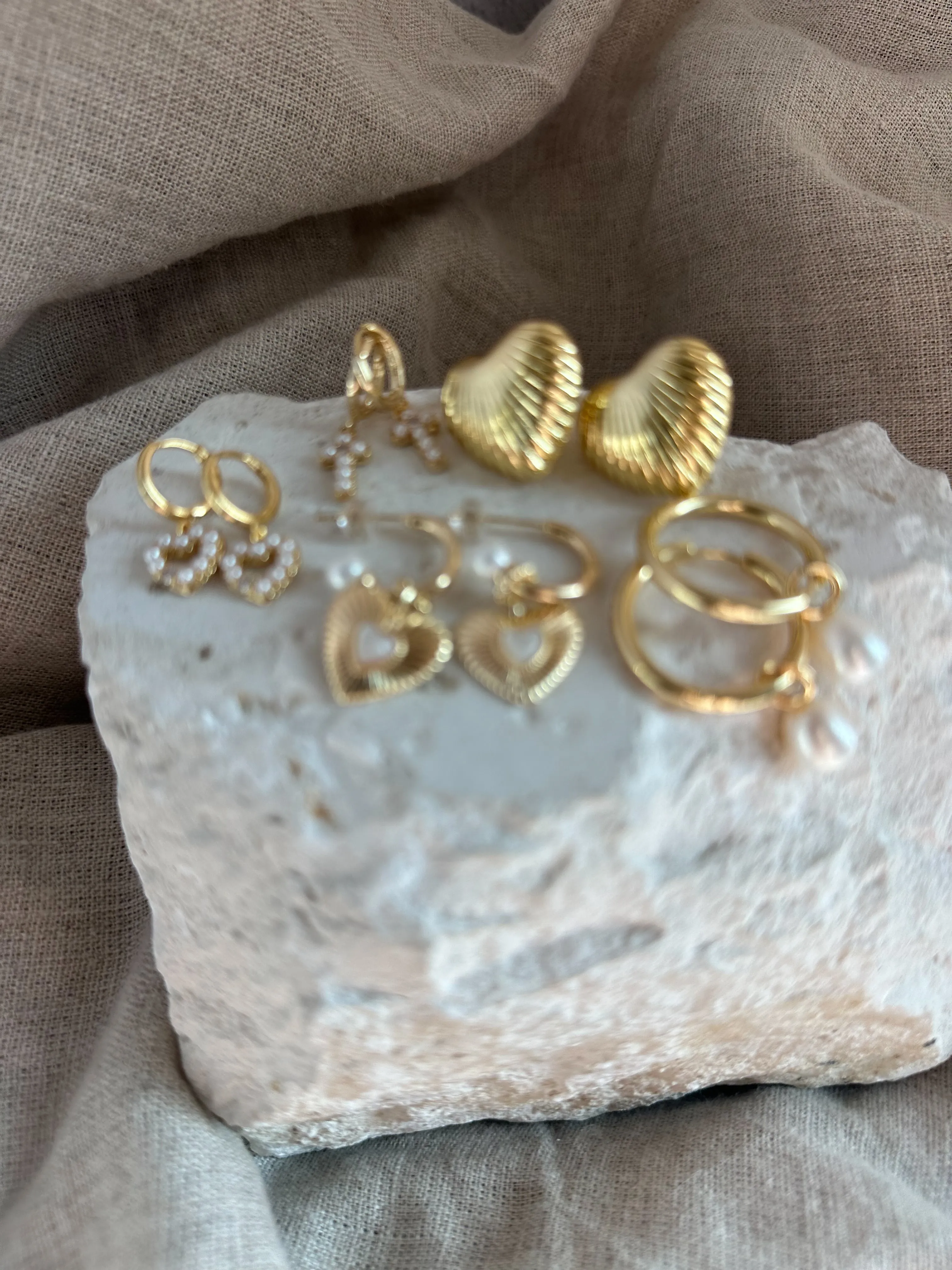 Mini Pearl Heart Hoops