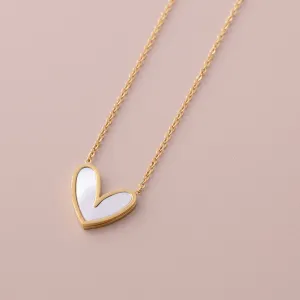 Nacre Heart Necklace