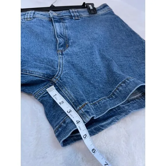 New &amp; OTHER STORIES Women's Size US 10 Denim shorts High Waist Comfort Stretch