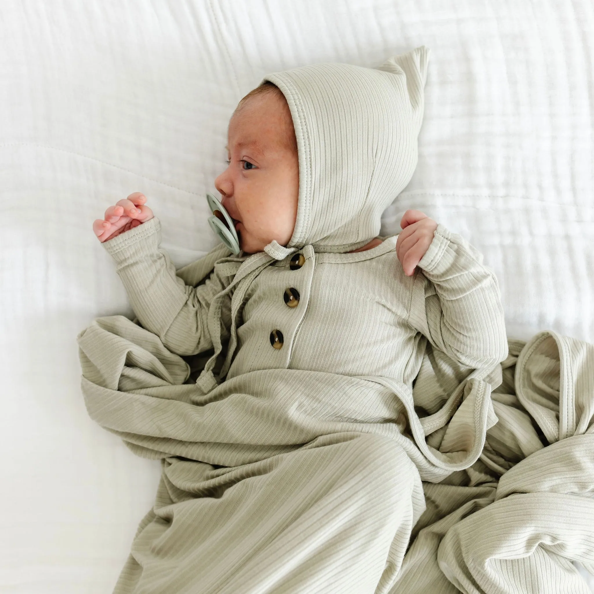 Noah Ribbed Bonnet