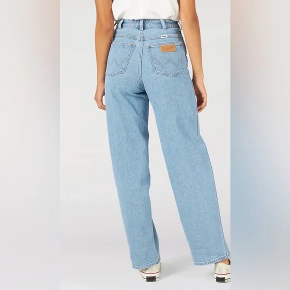 NWT NEW Wrangler Barrel 652 High Rise Blue Denim Jeans Womens Size 33 Casual