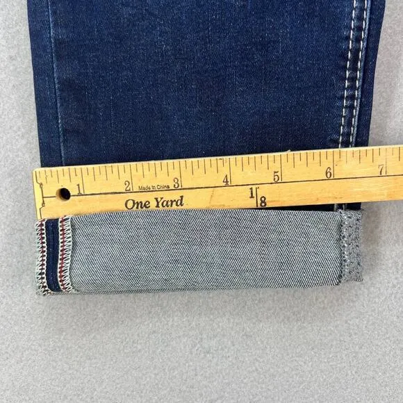 NWT Silver Jeans Co. Suki Capri Women's Jean Capri Size W28 L22.5 Mid Rise
