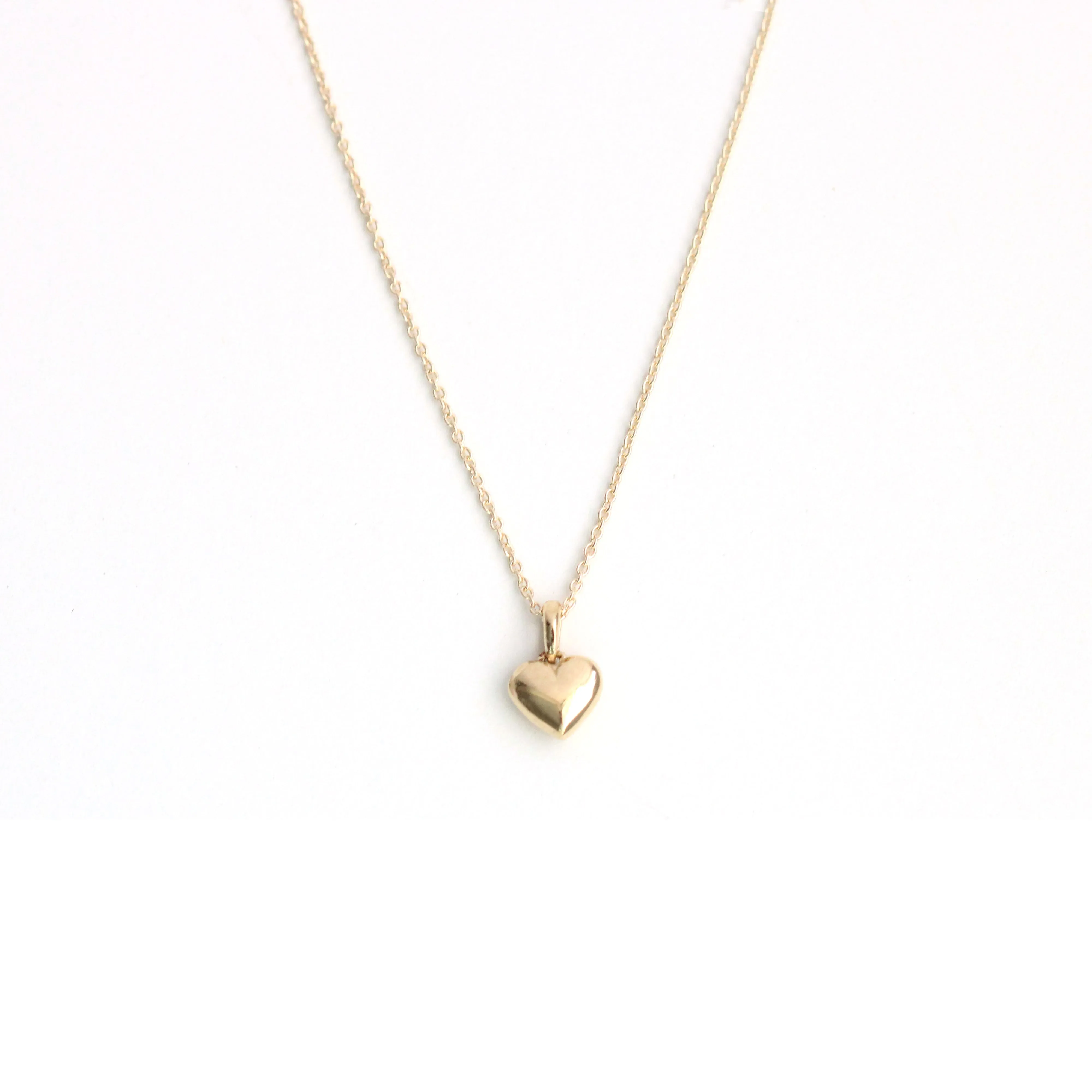 Puffy heart pendant necklace