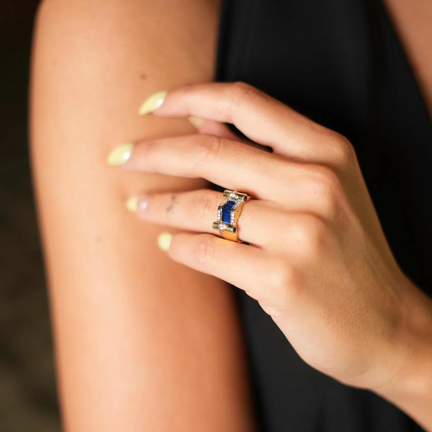 Stylish Sapphire & Diamond Gold Statement Adjustable Ring