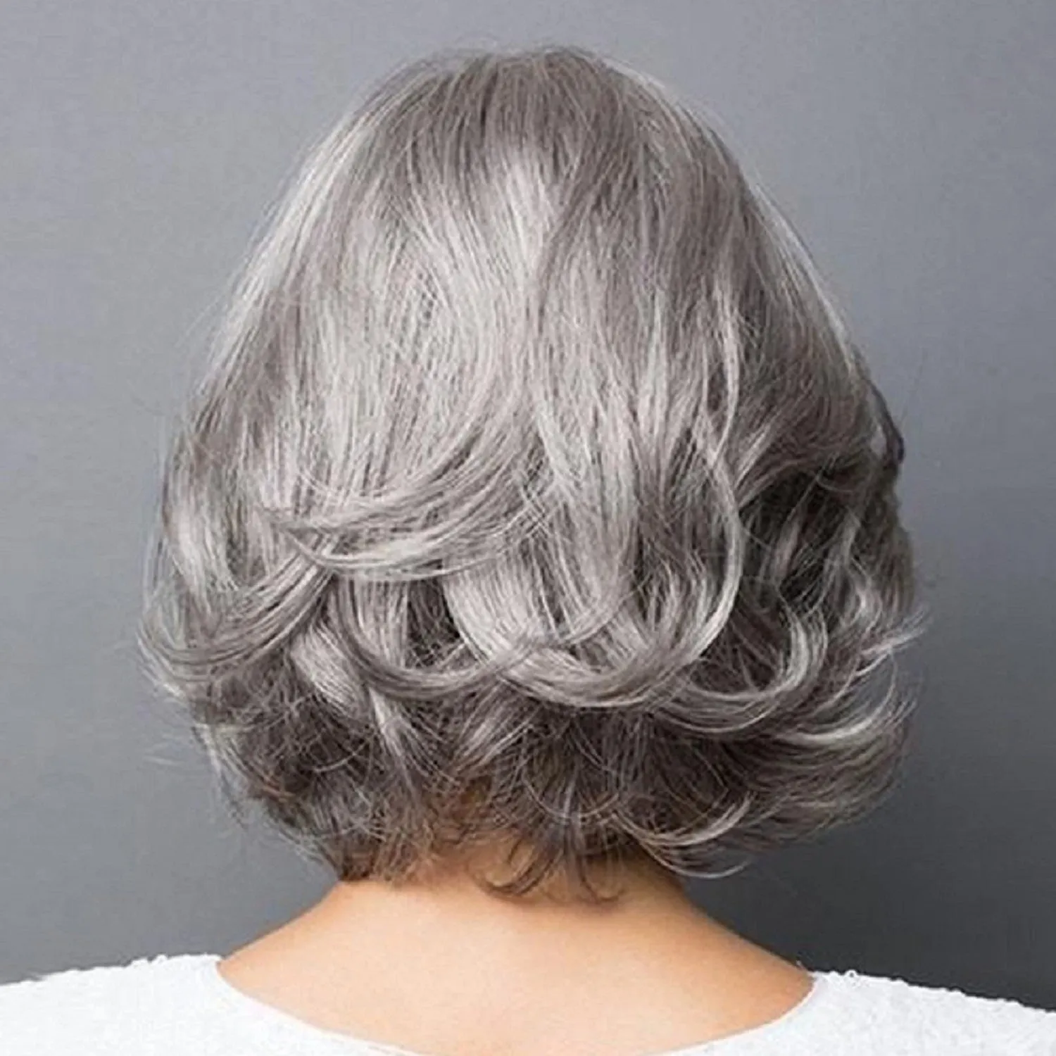The Fox | Grey Medium Wavy Synthetic Hair Wig