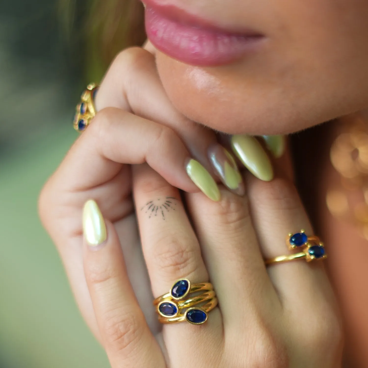 Trio Sapphire Gemstone & Gold Stylish Adjustable Cocktail Ring