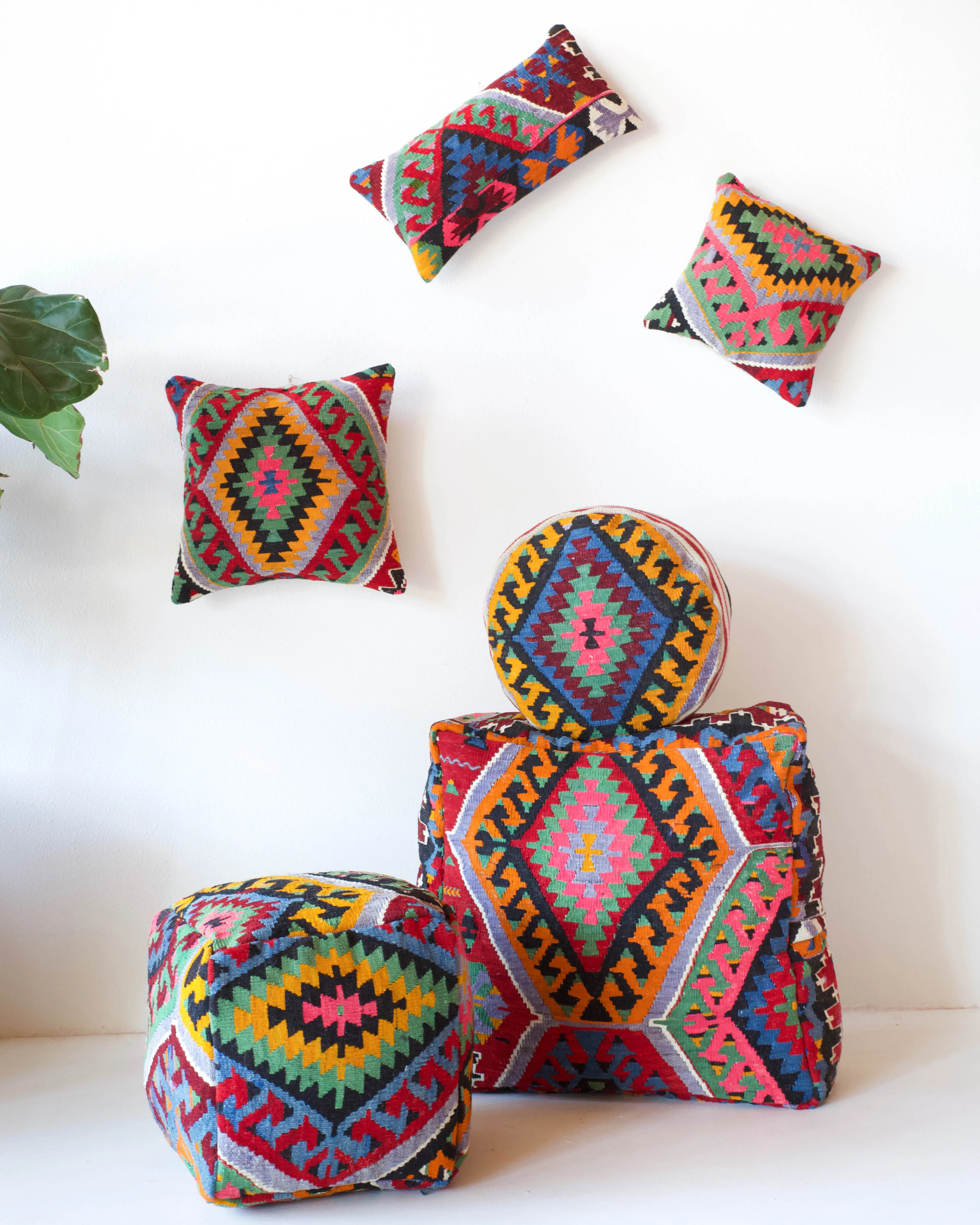 Turkish Kilim Pillow Cover & Ottoman Set