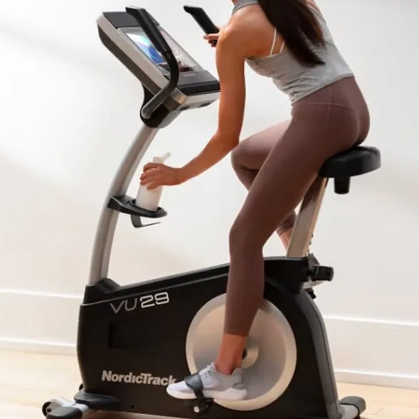 VU 29 Upright Bike
